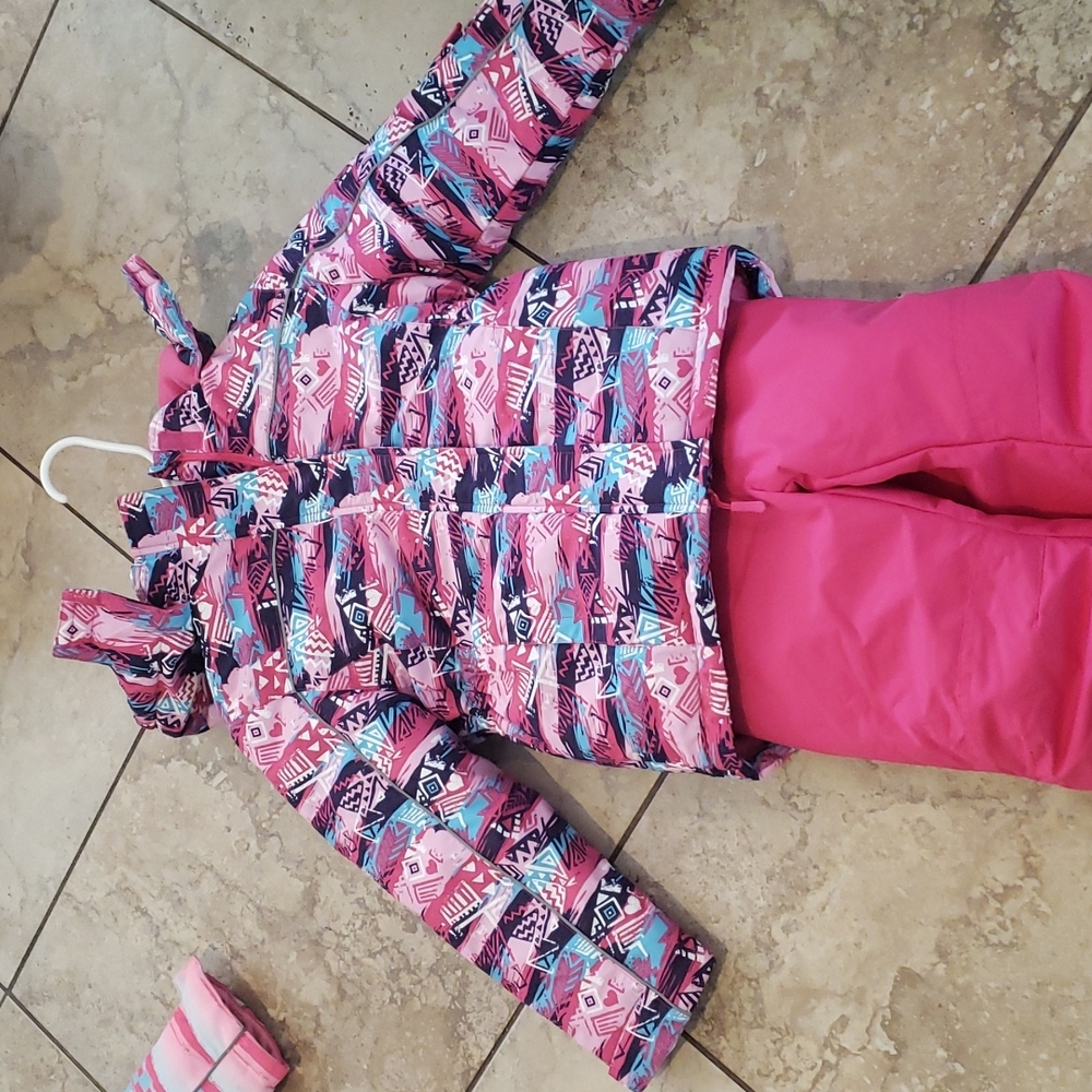 Ski Jacket and Pants BRAND NEW !!